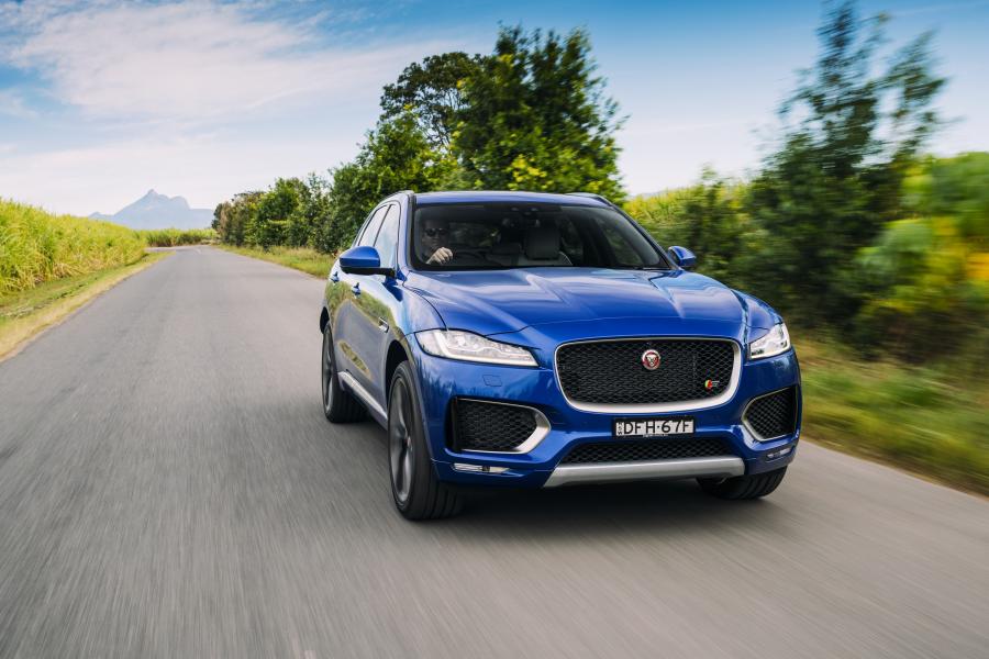  Jaguar F-Pace S 35t AWD 2016 года  (AU) (фото 22 из 29)